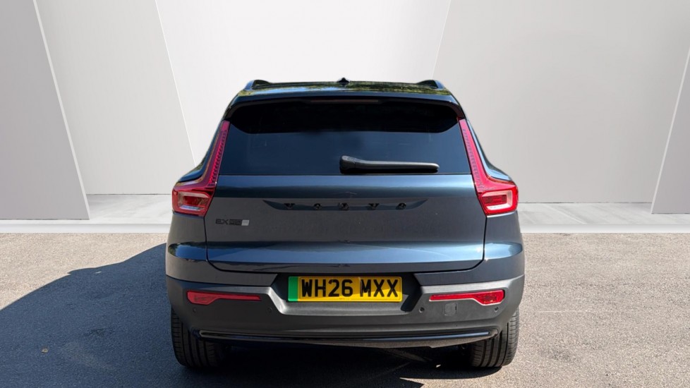 Volvo EX40 185kW Ext Range Plus Black Editon 82kWh 5dr Auto Electric Estate - Image 7