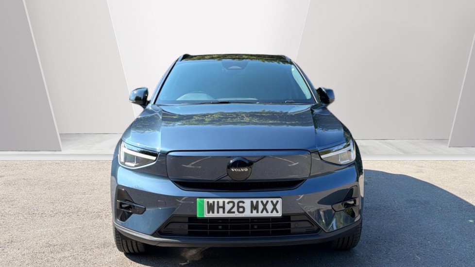 Volvo EX40 185kW Ext Range Plus Black Editon 82kWh 5dr Auto Electric Estate - Image 8