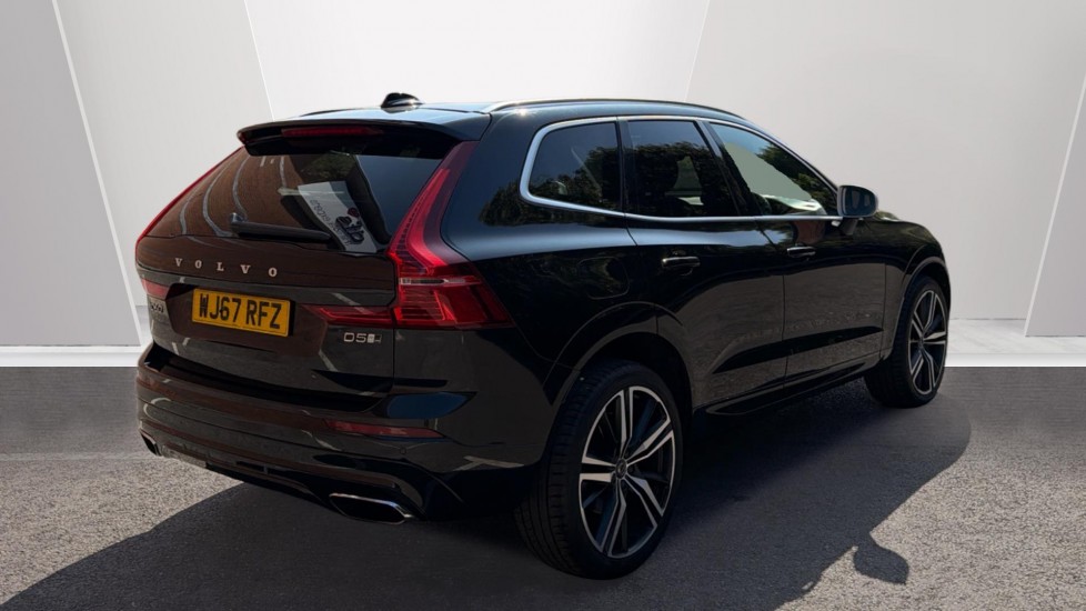 Volvo XC60 2.0 D5 PowerPulse R DESIGN Pro 5dr AWD Geartronic Diesel Estate - Image 2