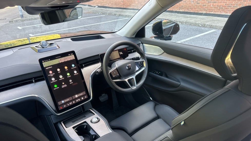 Volvo EX90 380kW Twin Motor Performance Ultra 111kWh 5dr Auto Electric Estate - Image 22