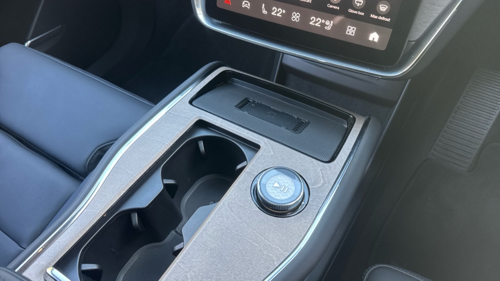 Volvo EX90 380kW Twin Motor Performance Ultra 111kWh 5dr Auto Electric Estate - Image 46