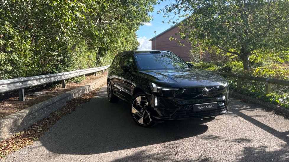 Volvo EX90 380kW Twin Motor Performance Ultra 111kWh 5dr Auto Electric Estate - Image 52