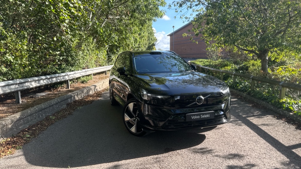 Volvo EX90 380kW Twin Motor Performance Ultra 111kWh 5dr Auto Electric Estate - Image 53
