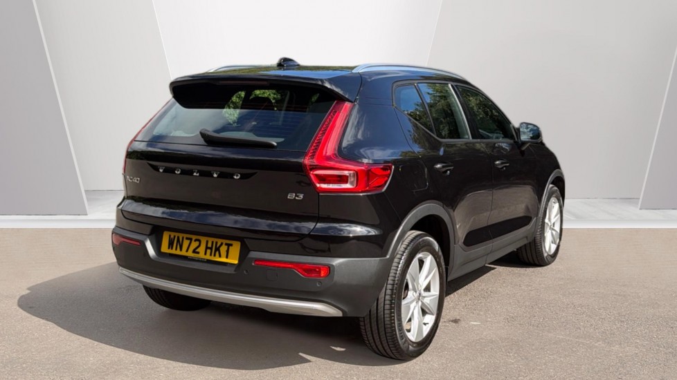 Volvo XC40 2.0 B3P Core 5dr Auto Petrol Estate - Image 2