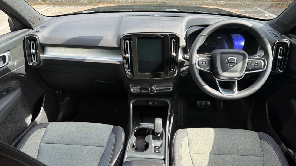 Volvo XC40 2.0 B3P Core 5dr Auto Petrol Estate - Image 5