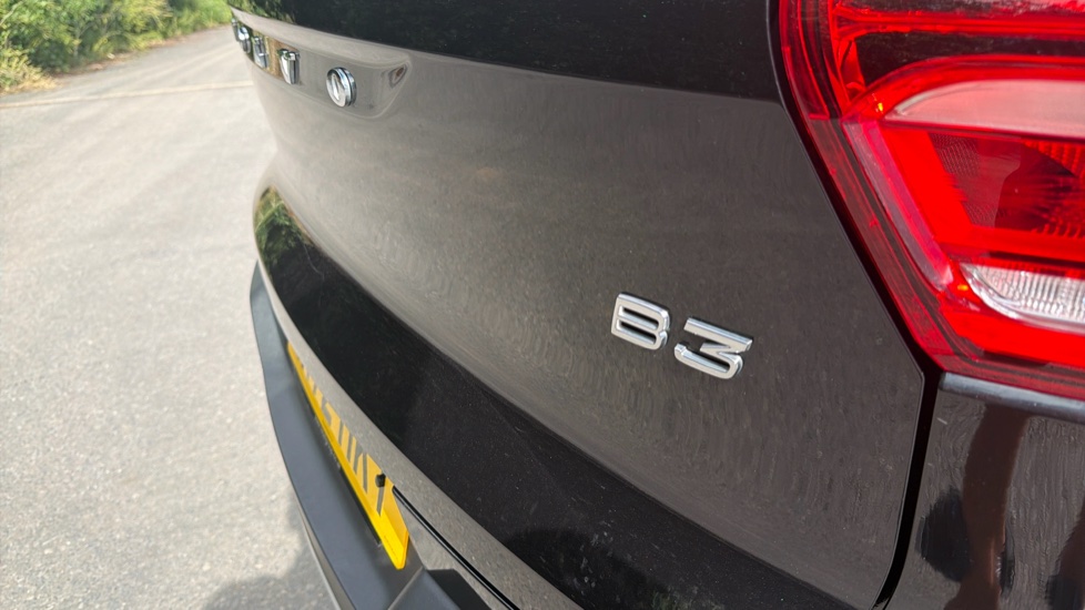 Volvo XC40 2.0 B3P Core 5dr Auto Petrol Estate - Image 40