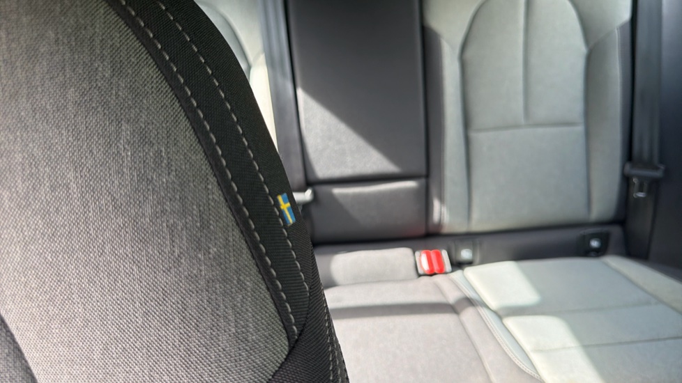 Volvo XC40 2.0 B3P Core 5dr Auto Petrol Estate - Image 52
