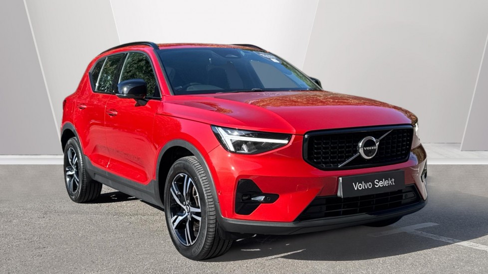 Volvo XC40 2.0 B4P Plus Dark 5dr Auto Petrol Estate - Image 1