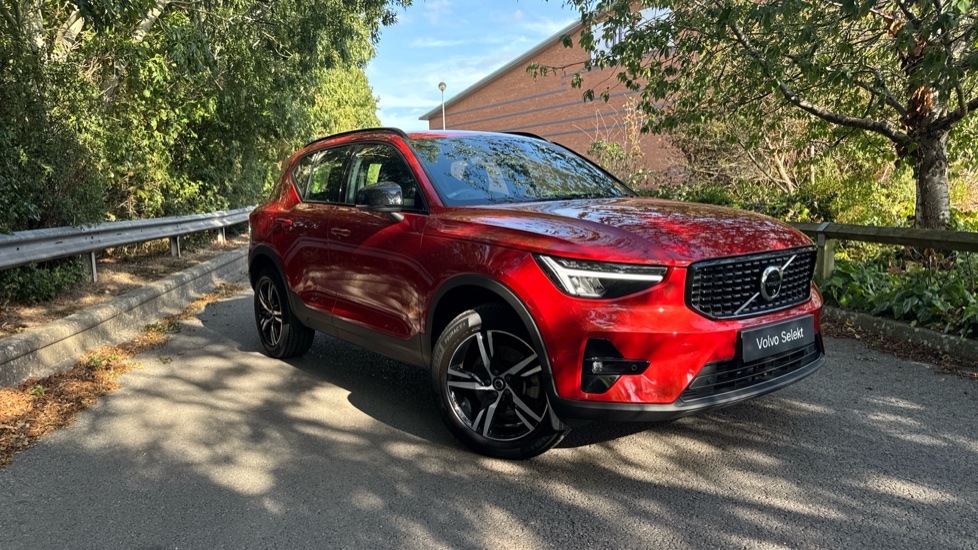 Volvo XC40 2.0 B4P Plus Dark 5dr Auto Petrol Estate - Image 53