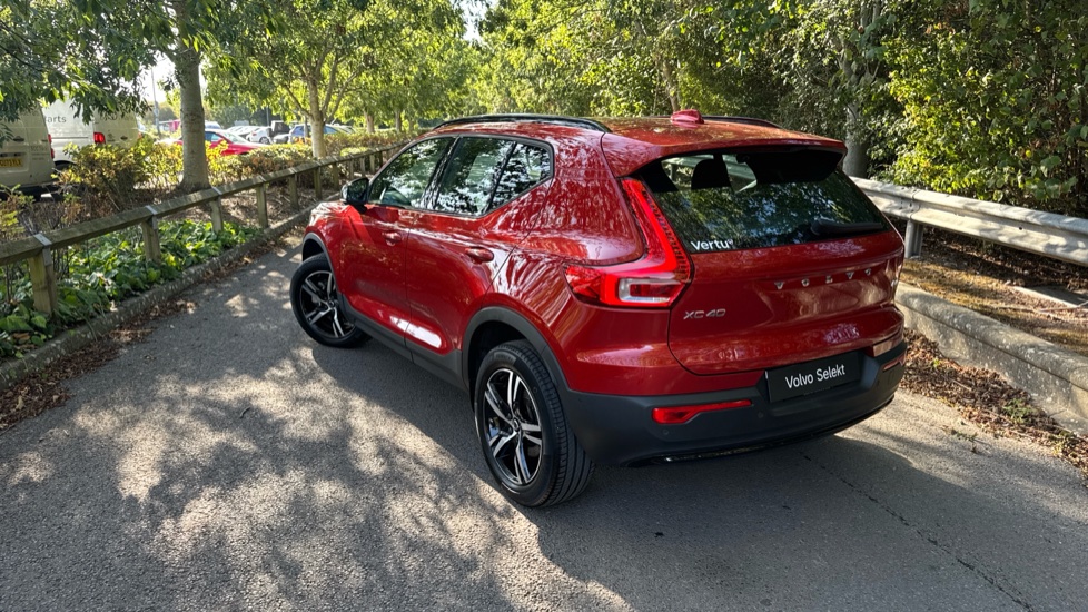 Volvo XC40 2.0 B4P Plus Dark 5dr Auto Petrol Estate - Image 55