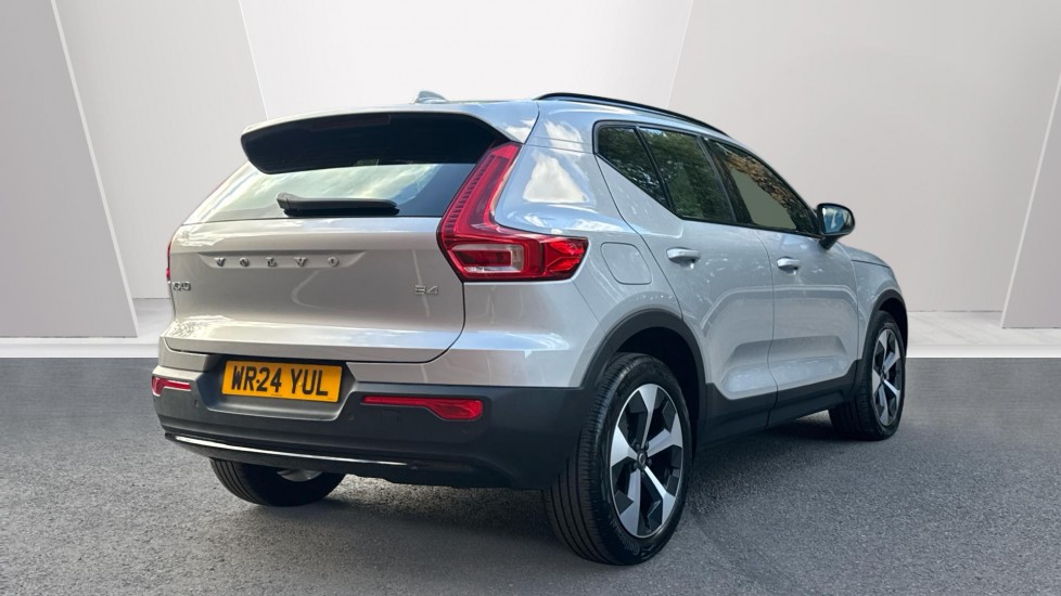 Volvo XC40 2.0 B4P Plus Dark 5dr Auto Petrol Estate - Image 2