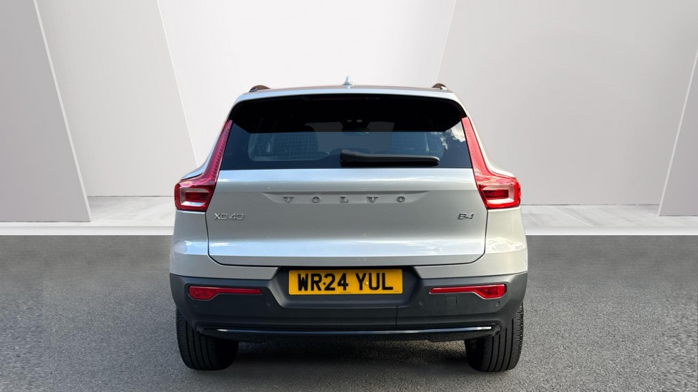 Volvo XC40 2.0 B4P Plus Dark 5dr Auto Petrol Estate - Image 7