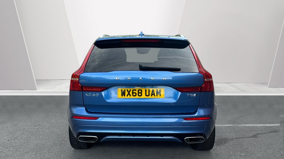 Volvo XC60 2.0 T5 [250] R DESIGN Pro 5dr AWD Geartronic Petrol Estate - Image 7