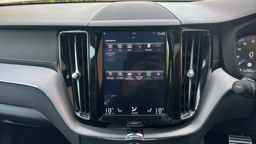 Volvo XC60 2.0 T5 [250] R DESIGN Pro 5dr AWD Geartronic Petrol Estate - Image 12