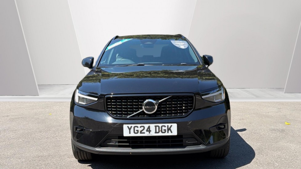 Volvo XC40 2.0 B3P Plus Dark 5dr Auto Petrol Estate - Image 8