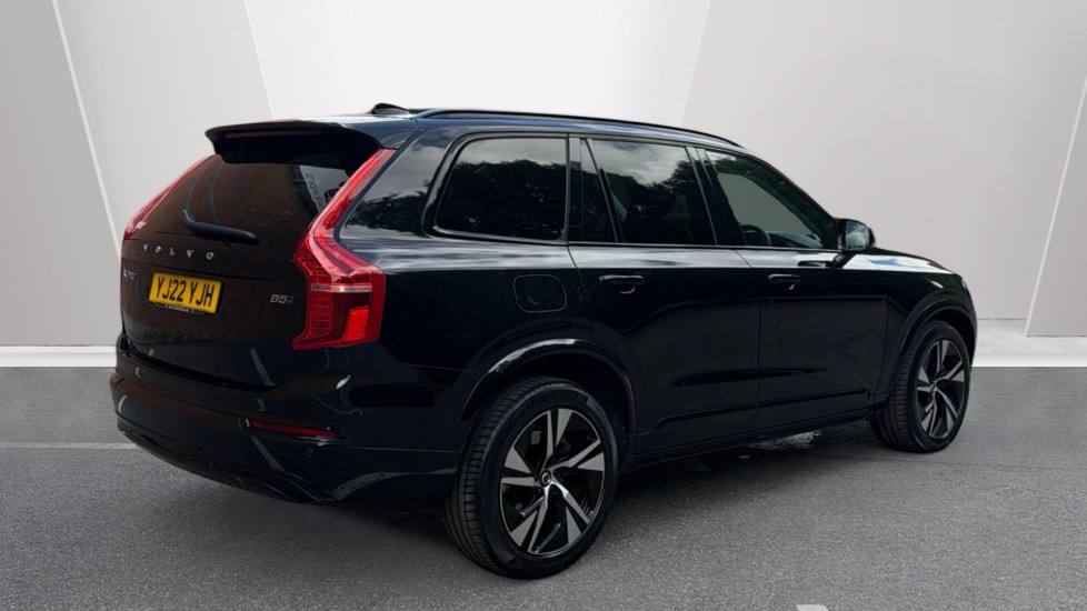 Volvo XC90 2.0 B5D [235] Plus Dark 5dr AWD Geartronic Diesel Estate - Image 2