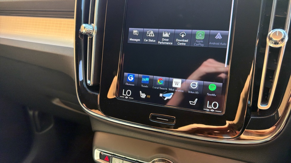 Volvo XC40 1.5 T4 Recharge PHEV Plus Dark 5dr Auto Estate - Image 56