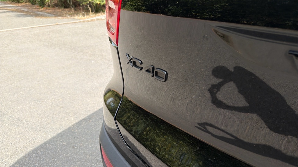 Volvo XC40 2.0 B4P Plus Black Edition 5dr Auto Petrol Estate - Image 36