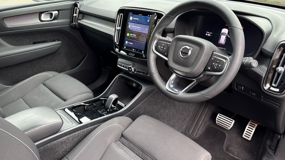 Volvo XC40 300kW Recharge Twin Plus 78kWh 5dr AWD Auto Electric Estate - Image 4