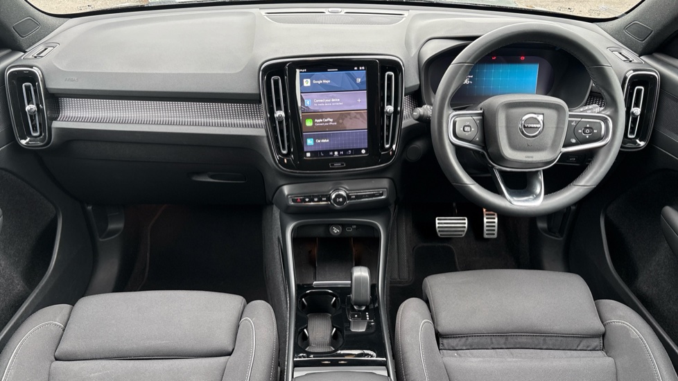 Volvo XC40 300kW Recharge Twin Plus 78kWh 5dr AWD Auto Electric Estate - Image 5