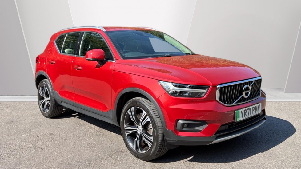 Volvo XC40 1.5 T5 Recharge PHEV Inscription Pro 5dr Auto Estate - Image 1