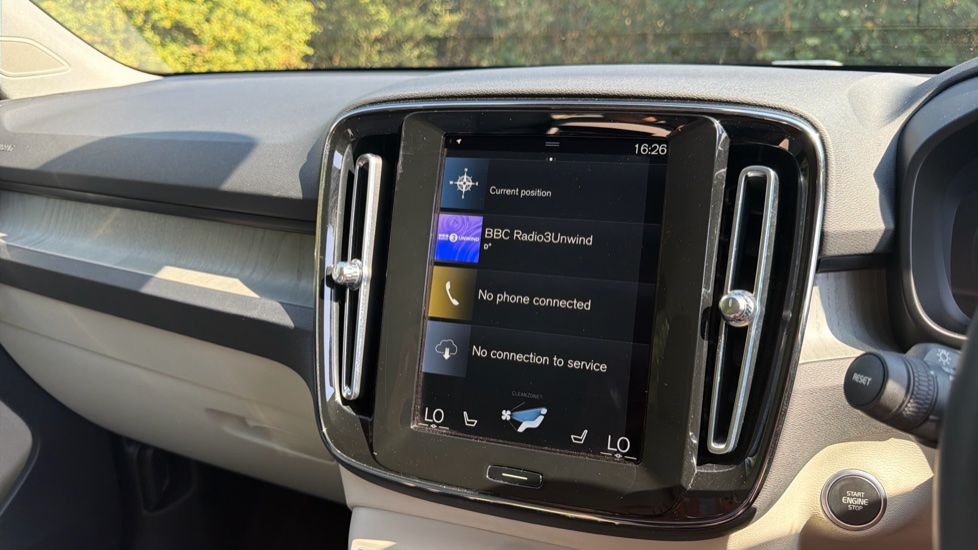 Volvo XC40 1.5 T5 Recharge PHEV Inscription Pro 5dr Auto Estate - Image 16