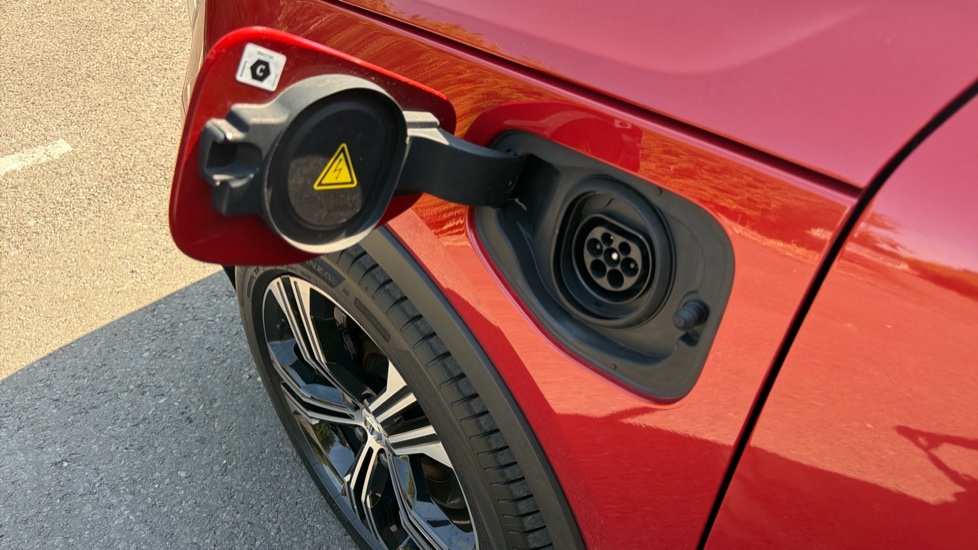 Volvo XC40 1.5 T5 Recharge PHEV Inscription Pro 5dr Auto Estate - Image 65