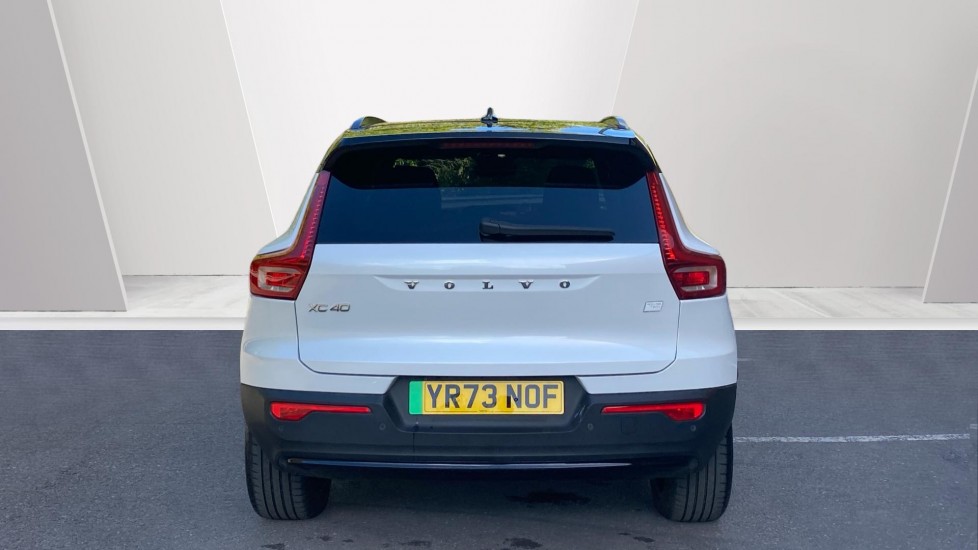 Volvo XC40 300kW Recharge Twin Core 82kWh 5dr AWD Auto Electric Estate - Image 7