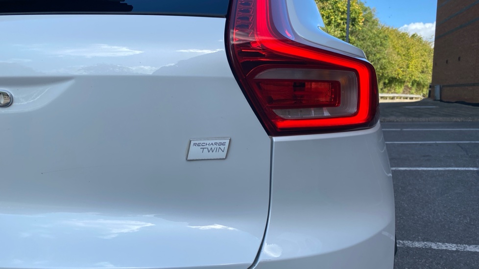 Volvo XC40 300kW Recharge Twin Core 82kWh 5dr AWD Auto Electric Estate - Image 15