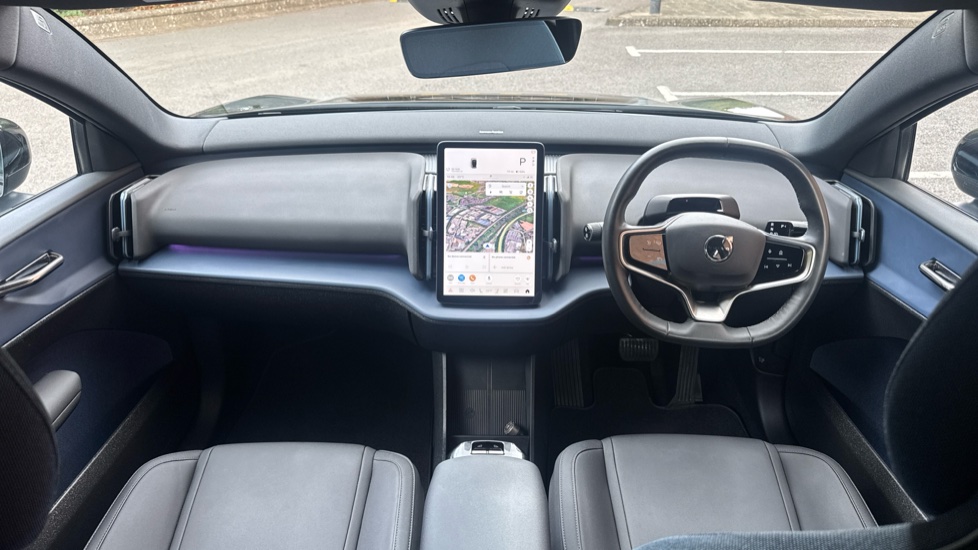 Volvo EX30 200kW SM Extended Range Plus 69kWh 5dr Auto Electric Estate - Image 5