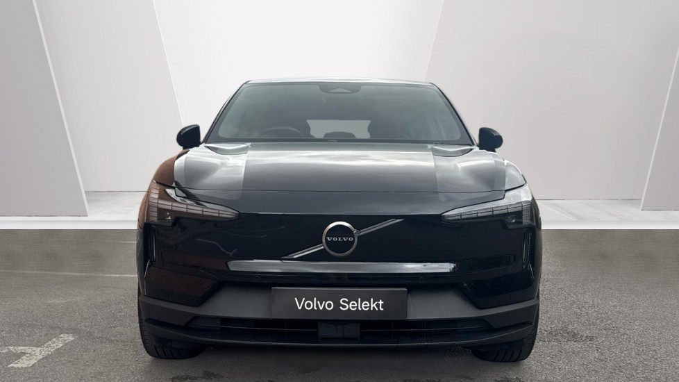 Volvo EX30 200kW SM Extended Range Plus 69kWh 5dr Auto Electric Estate - Image 8