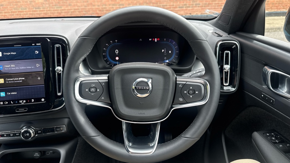 Volvo XC40 2.0 B3P Plus Dark 5dr Auto Petrol Estate - Image 10