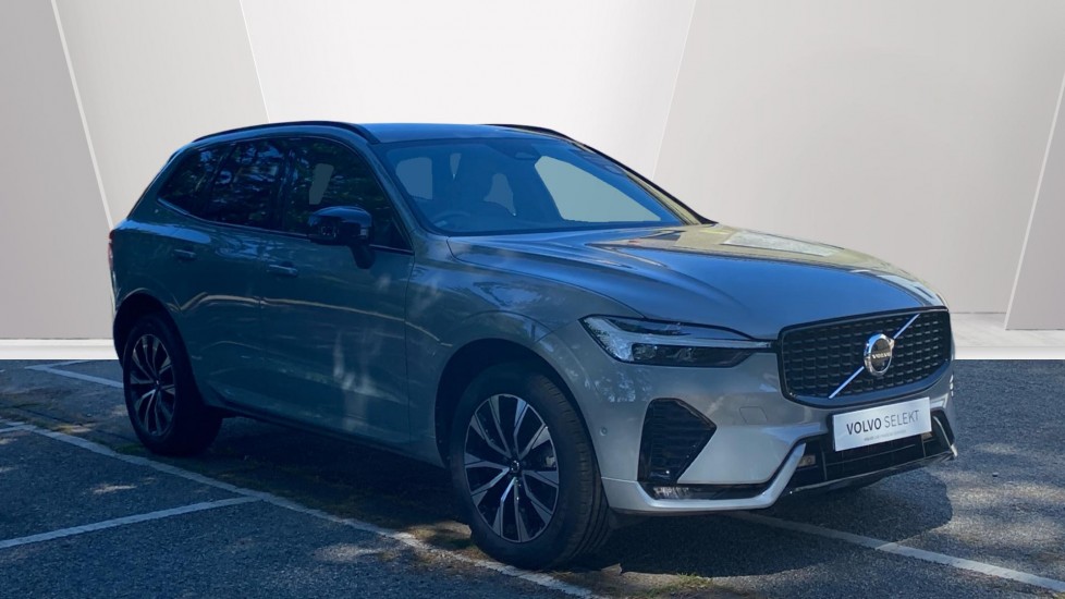 Volvo XC60 2.0 B5P Plus Dark 5dr AWD Geartronic Petrol Estate - Image 1