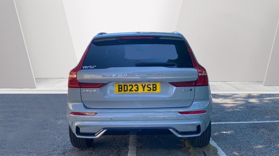 Volvo XC60 2.0 B5P Plus Dark 5dr AWD Geartronic Petrol Estate - Image 7