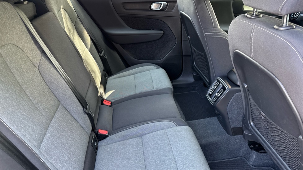 Volvo XC40 2.0 B3P Plus Dark 5dr Auto Petrol Estate - Image 6