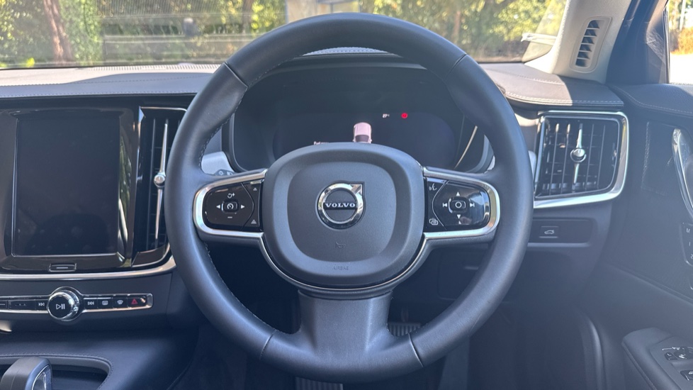 Volvo V90 2.0 B4P Plus Dark 5dr Auto Petrol Estate - Image 10