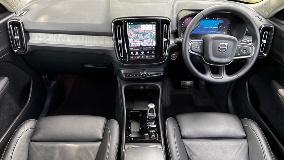 Volvo XC40 2.0 B3P Plus Dark 5dr Auto Petrol Estate - Image 5