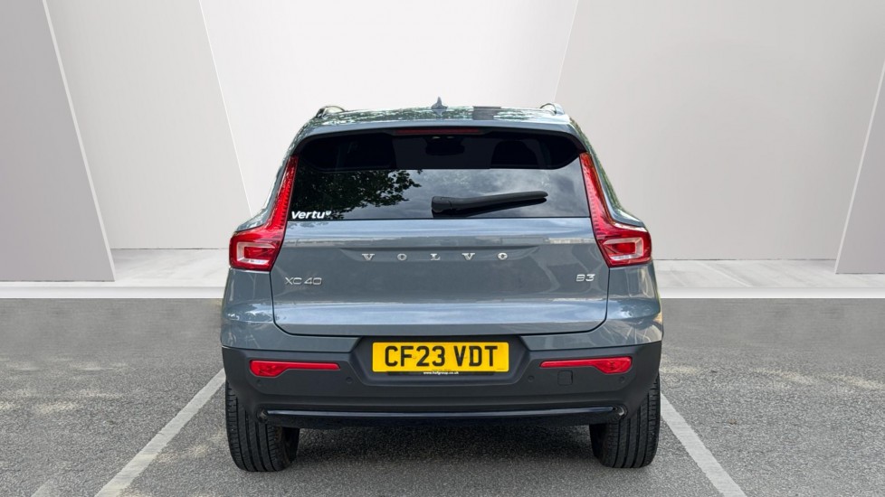 Volvo XC40 2.0 B3P Plus Dark 5dr Auto Petrol Estate - Image 7