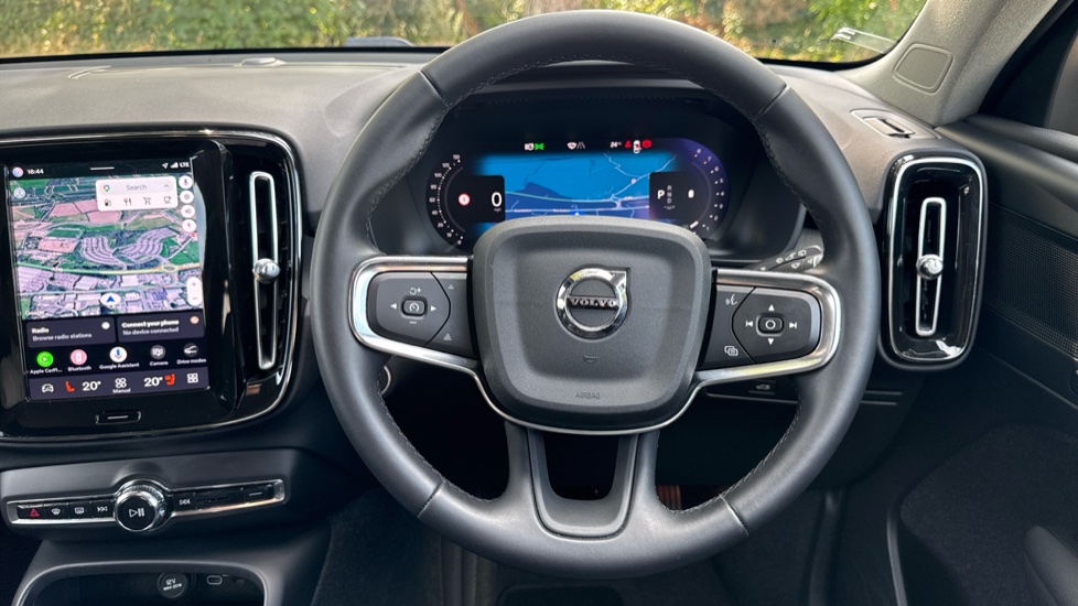 Volvo XC40 2.0 B3P Plus Dark 5dr Auto Petrol Estate - Image 10