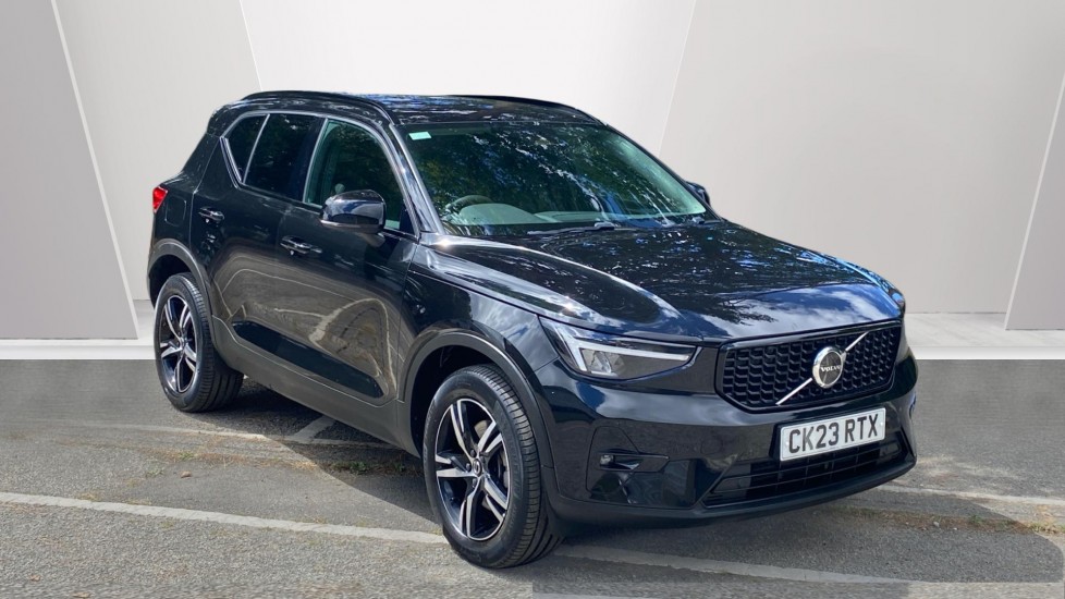 Volvo XC40 2.0 B3P Plus Dark 5dr Auto Petrol Estate - Image 1