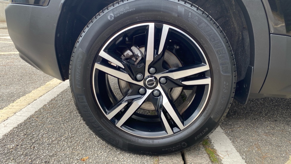 Volvo XC40 2.0 B3P Plus Dark 5dr Auto Petrol Estate - Image 36