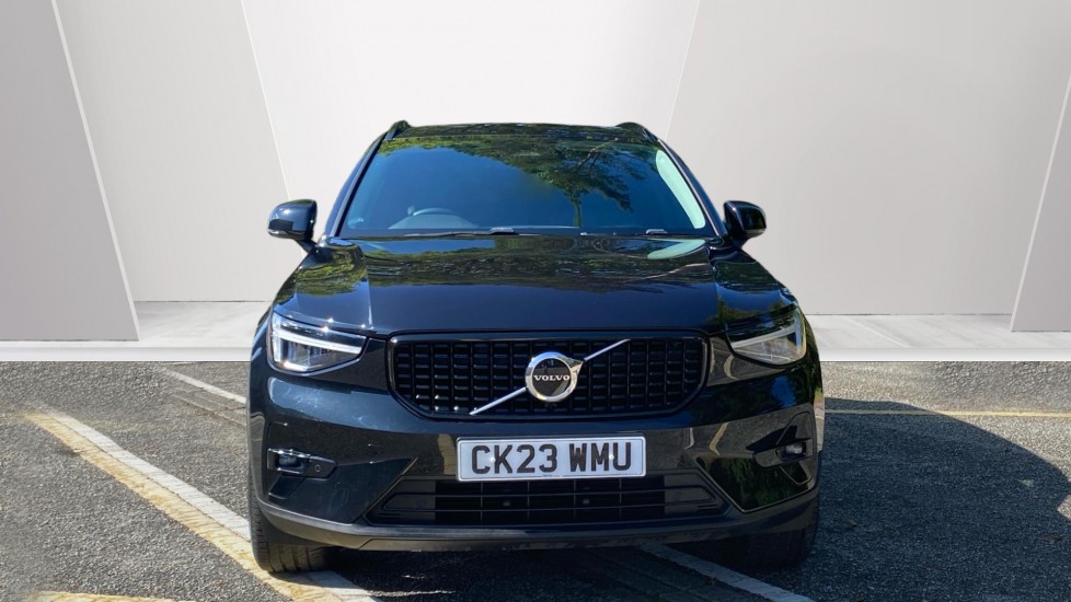 Volvo XC40 2.0 B3P Plus Dark 5dr Auto Petrol Estate - Image 8