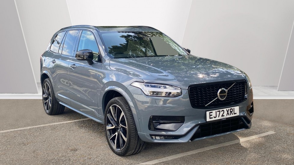 Volvo XC90 2.0 B5D [235] Plus Dark 5dr AWD Geartronic Diesel Estate - Image 1