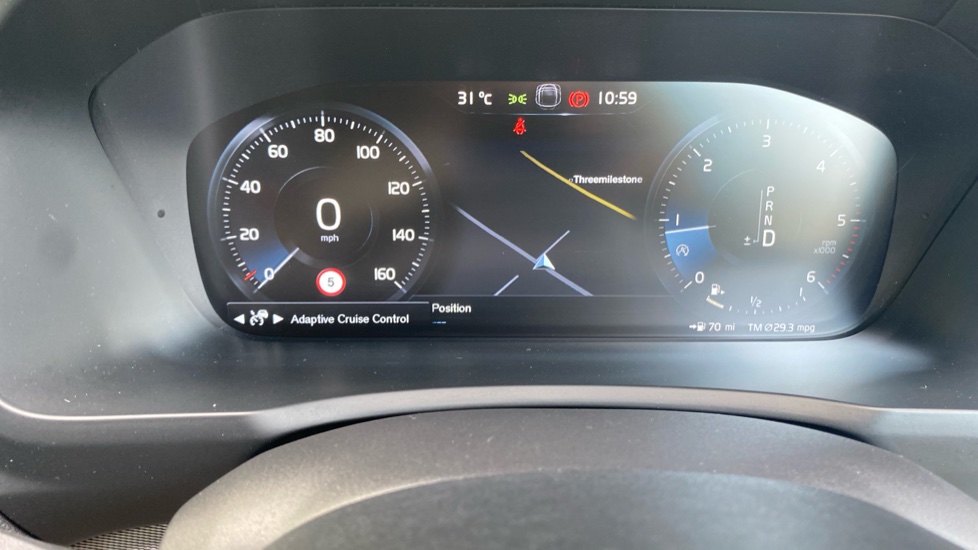 Volvo XC90 2.0 D5 R DESIGN 5dr AWD Geartronic Diesel Estate - Image 36