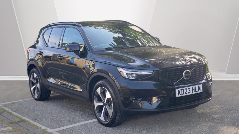 Volvo XC40 2.0 B4P Ultimate Dark 5dr Auto Petrol Estate - Image 1