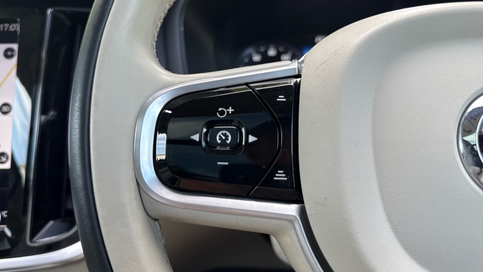 Volvo V60 2.0 D4 [190] Inscription Plus 5dr Auto Diesel Estate - Image 21
