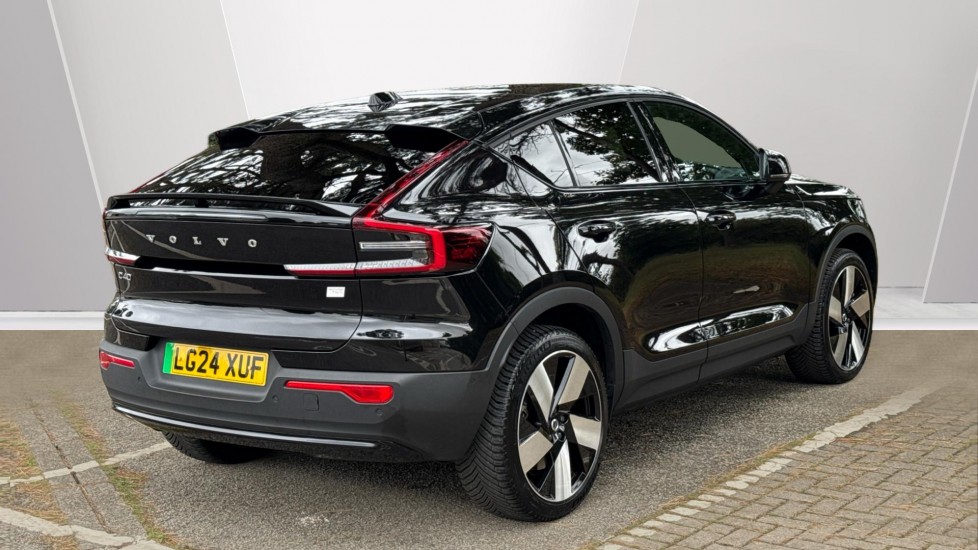 Volvo C40 300kW Recharge Twin Ultimate 82kWh 5dr AWD Auto Electric Estate - Image 2