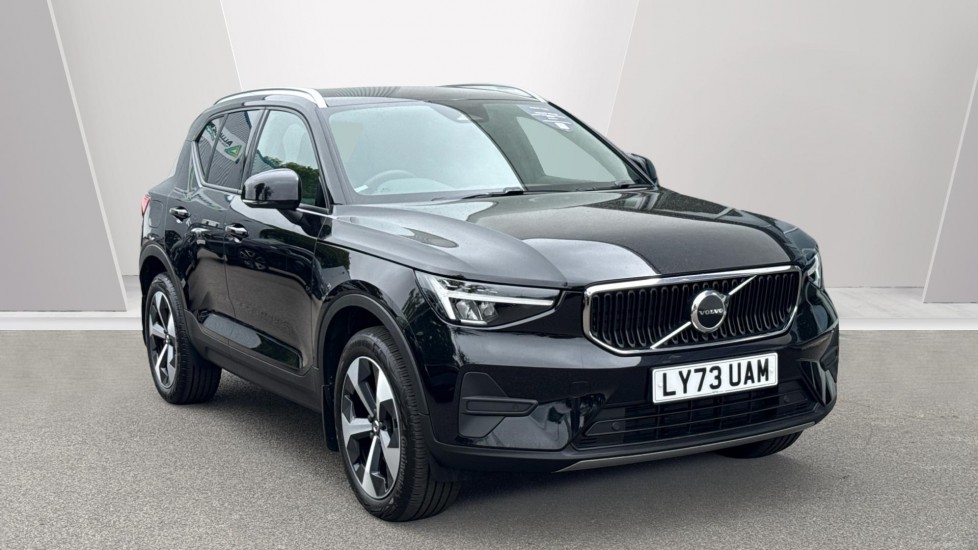 Volvo XC40 2.0 B3P Core 5dr Auto Petrol Estate - Image 1