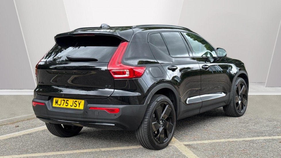 Volvo XC40 2.0 B3P Plus Black Edition 5dr Auto Petrol Estate - Image 2