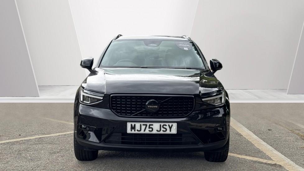 Volvo XC40 2.0 B3P Plus Black Edition 5dr Auto Petrol Estate - Image 8